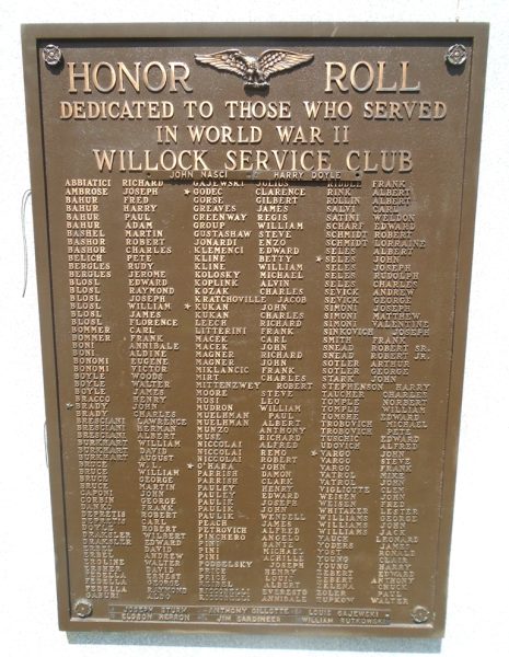 WILLOCK SERVICE CLUB WORLD WAR II MEMORIAL PLAQUE