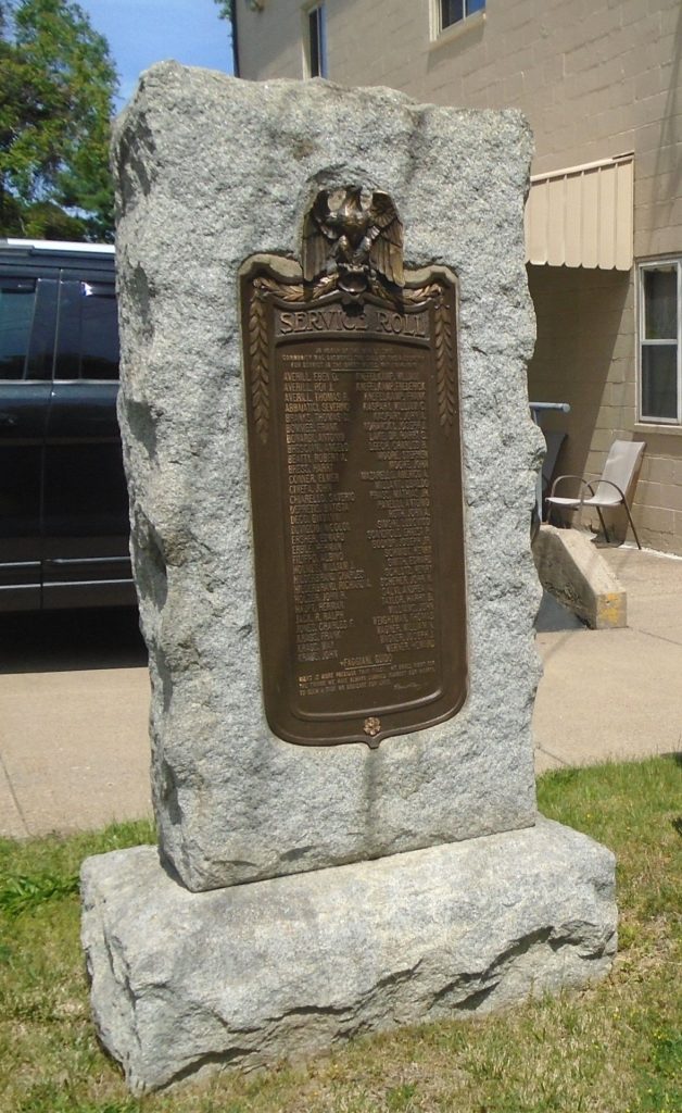 WORLD WAR SERVICE ROLL MEMORIAL