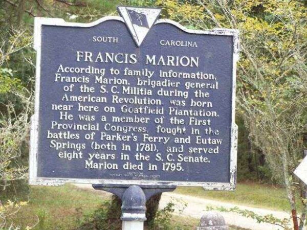 FRANCIS MARION REVOLUTIONARY COMMANDER MEMORIAL MARKER