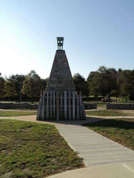 MEMORIAL TO THE FRENCH FLEET