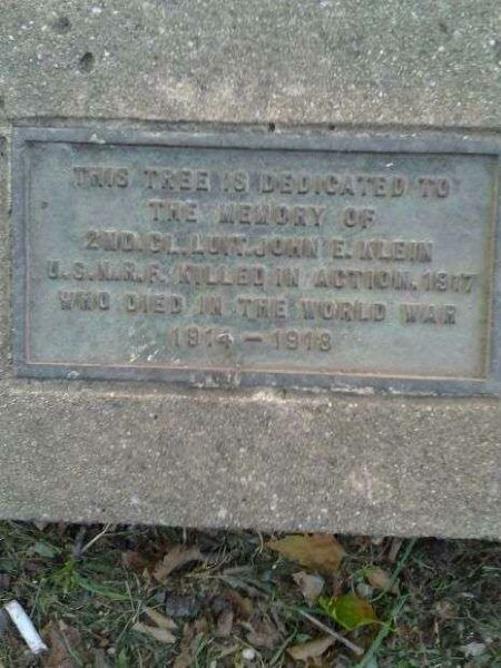 2ND CL. LUIT. JOHN E KLEIN MEMORIAL TREE PLAQUE