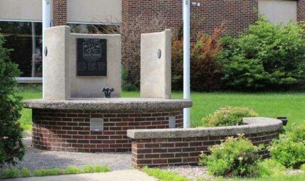 VILLAGE OF KIMBERLY HONOR ROLL MEMORIAL