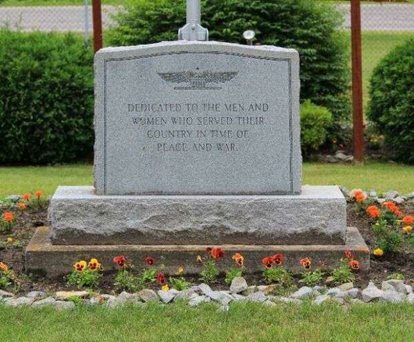 PESHTIGO RIVERSIDE CEMETERY VETERANS MEMORIAL
