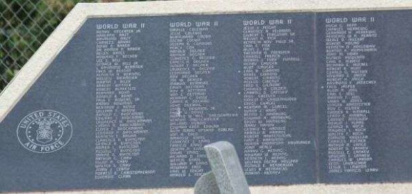 WONEWOC AREA VETERANS MEMORIAL HONOR ROLL PLAQUE LEFT
