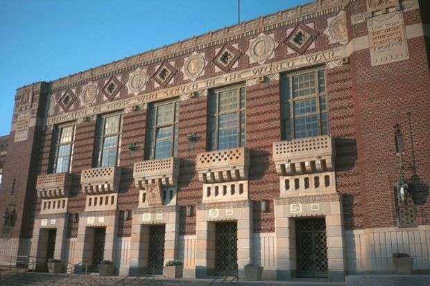 SHREVEPORT MEMORIAL AUDITORIUM