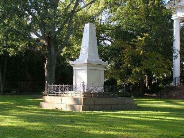 TO DE KALB REVOLUTIONARY WAR MEMORIAL