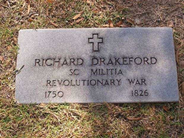 RICHARD DRAKEFORD REVOLUTIONARY WAR MEMORIAL CENOTAPH