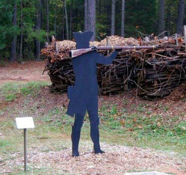 PATRIOT SOLDIER REVOLUTIONARY WAR MEMORIAL SILHOUTTE