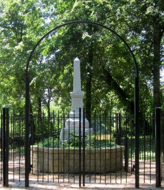 IN HONOR OF THOSE WHO CROSSED THE DAN WAR MEMORIAL