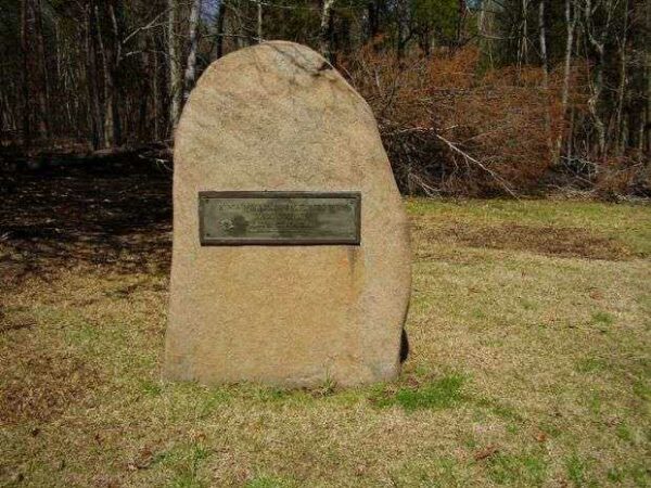 KINGS MOUNTAIN BATTLEGROUND MEMORIAL