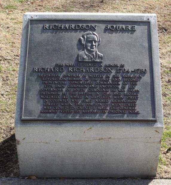 RICHARDSON SQUARE MEMORIAL PLAQUE