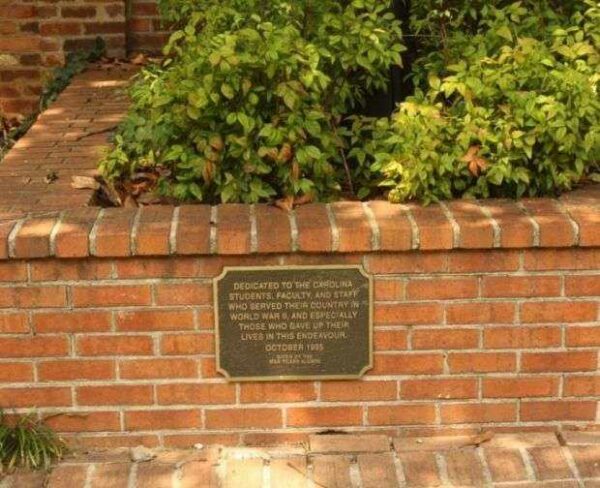THE CAROLINA STUDENTS, FACULTY, AND STAFF WHO SERVED IN WORLD WAR II MEMORIAL FOUNTAIN PLAQUE