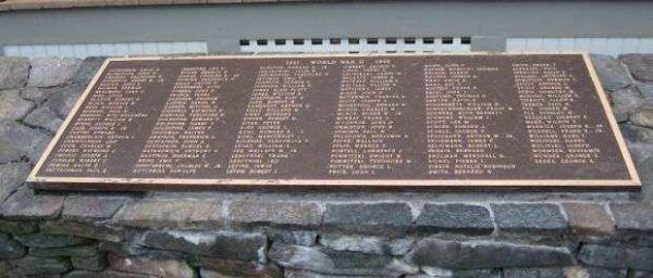 SHERMAN VETERANS MEMORIAL WORLD WAR II PLAQUE