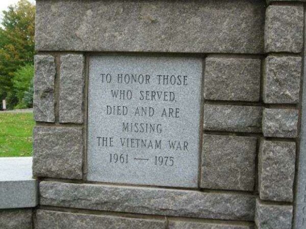 RIDGEFIELD VETERANS MEMORIAL PLAQUE B
