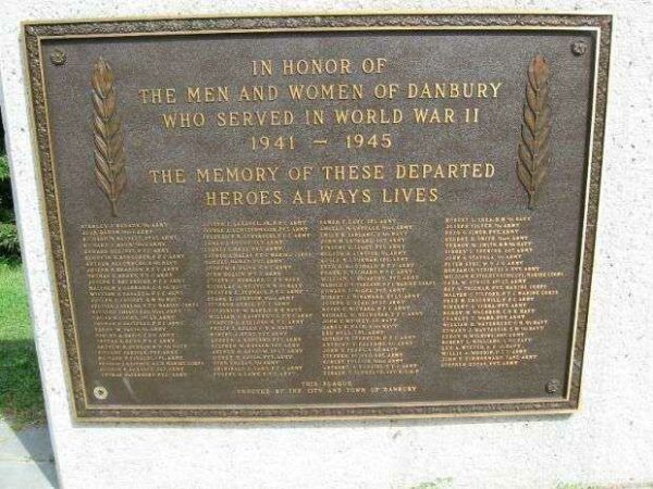 DANBURY VETERANS MEMORIAL WORLD WAR II PLAQUE