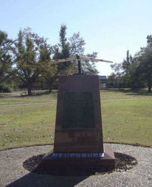 97TH BOMBARDMENT WING WAR MEMORIAL