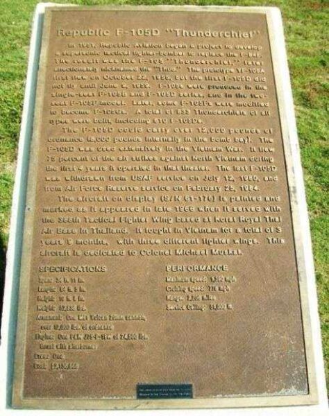 REPUBLIC F-105D “THUNDERCHIEF” MEMORIAL AIRCRAFT PLAQUE