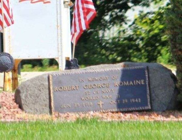 ROBERT GEORGE ROMAINE WAR MEMORIAL