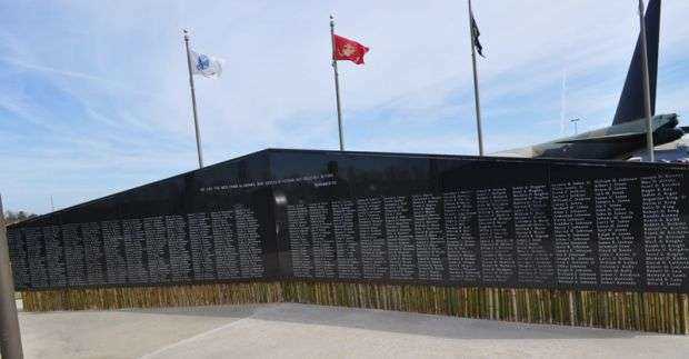 LOWER ALABAMA VIETNAM VETERANS MEMORIAL STATE OF ALABAMA WALL FRONT
