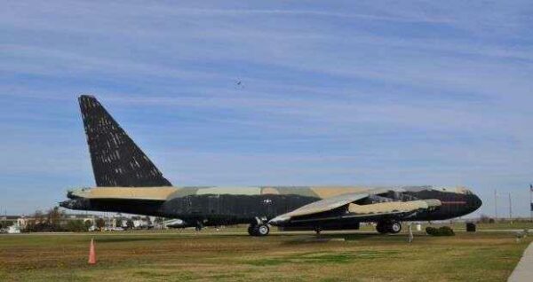 B-52D “STRATOFORTRESS” MEMORIAL AIRCRAFT
