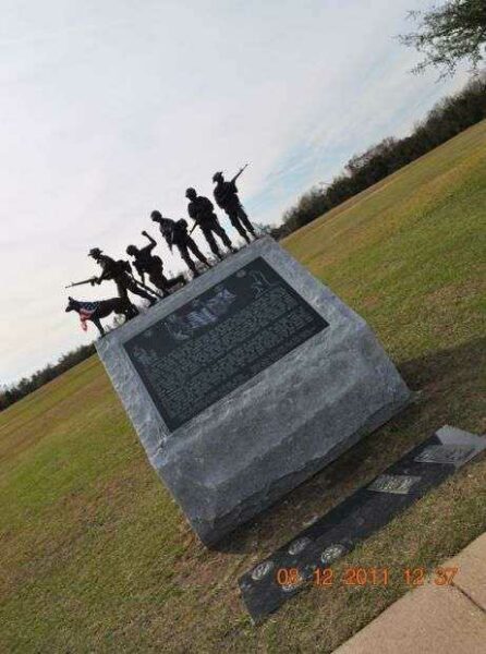 THE ALABAMA WAR DOGS MEMORIAL