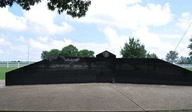 ALABAMA VIETNAM VETERANS OF AMERICA MEMORIAL FRONT