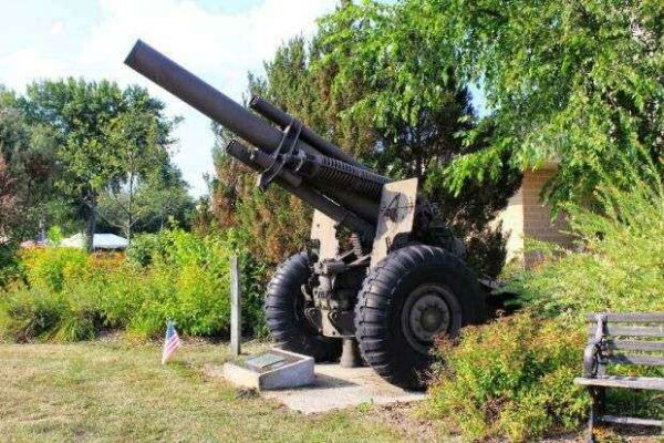 WAUSHARA COUNTY 155MM HOWITZER VETERANS CANNON