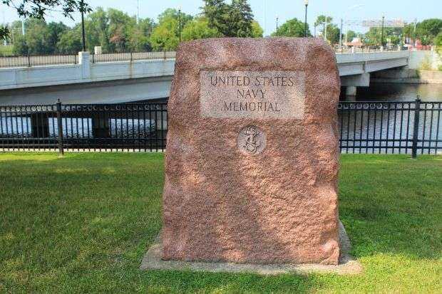 WAUSAU UNITED STATES NAVY MEMORIAL