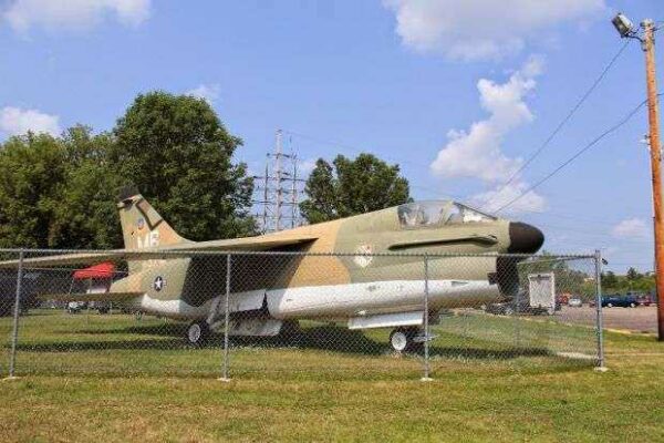 V.F.W. POST 388 VETERANS MEMORIAL AIRCRAFT