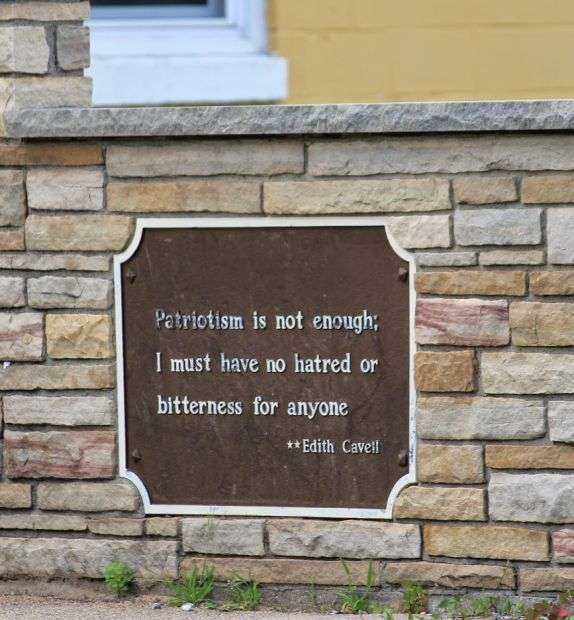 AMERICAN LEGION POST 509 WAR MEMORIAL RIGHT PLAQUE