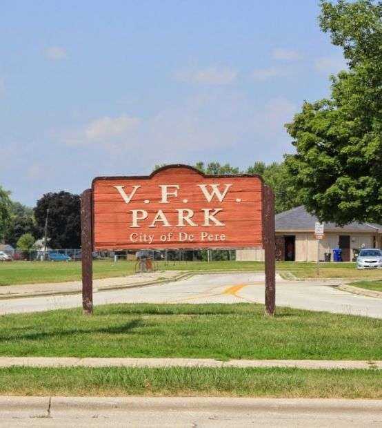 V.F.W. PARK CITY OF DE PERE MEMORIAL MARKER