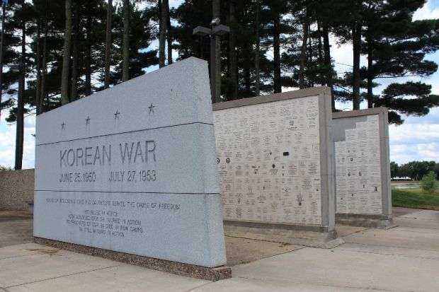 WISCONSIN KOREAN WAR VETERANS MEMORIAL WALLS