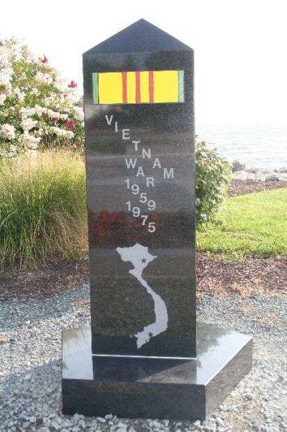 CHESAPEAKE BEACH VIETNAM WAR MEMORIAL SIDE A