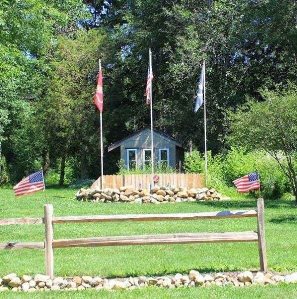 U.S. MARINE CORPS MEMORIAL FLAGPOLE