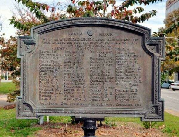 POST 3 MACON VIETNAM CONFLICT HONOR ROLL MEMORIAL