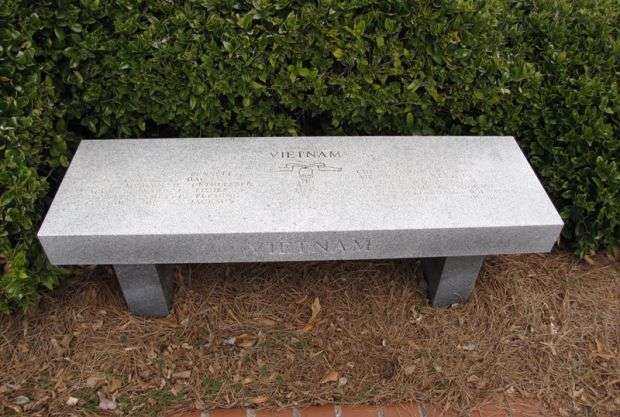 UNITED STATES AIR FORCE MEDAL OF HONOR MEMORIAL BENCH D