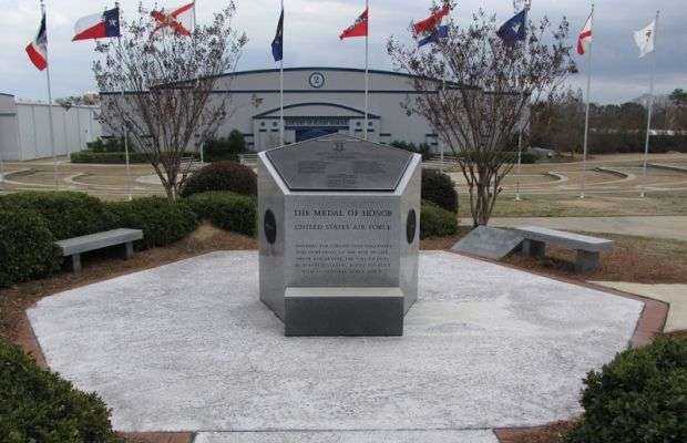 UNITED STATES AIR FORCE MEDAL OF HONOR MEMORIAL