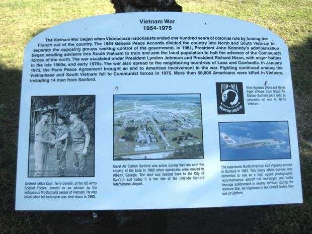 VIETNAM WAR 1954-1975 MEMORIAL MARKER