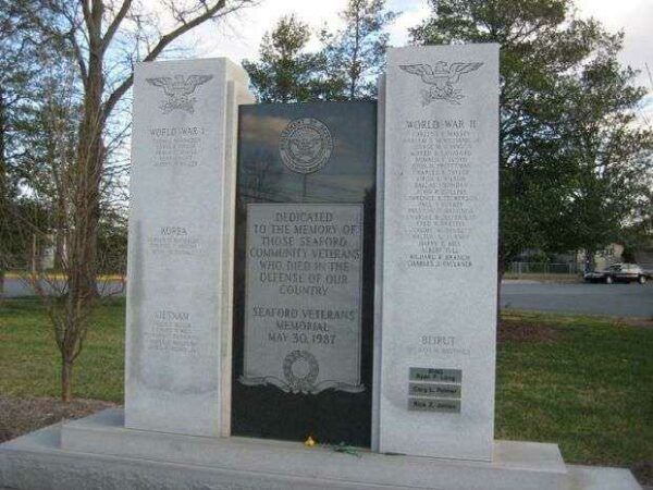 SEAFORD VETERANS MEMORIAL