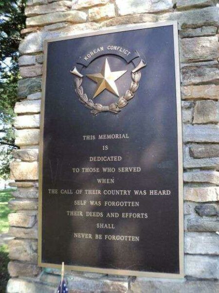 NEW LONDON WAR MEMORIAL KOREAN CONFLICT PLAQUE
