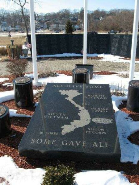 WEST HAVEN VIETNAM VETERANS MEMORIAL