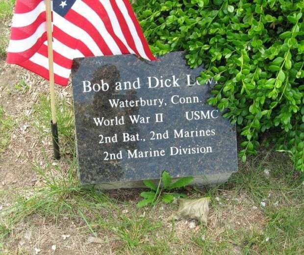 BOB AND DICK LOWE WAR MEMORIAL STONE