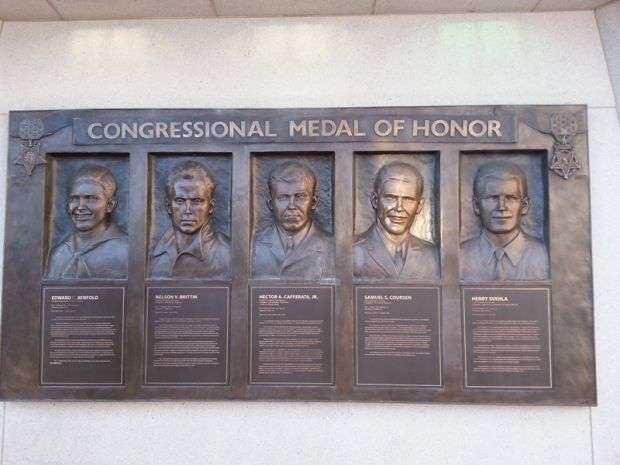 NEW JERSEY KOREAN WAR MEMORIAL MEDAL OF HONOR PLAQUE