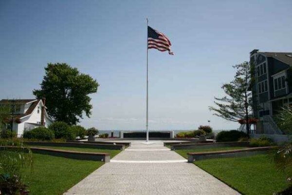 CHESAPEAKE BEACH VETERANS’ MEMORIAL PARK ENTRANCE