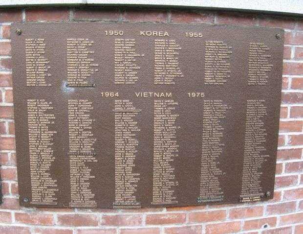 TOWN OF CHESHIRE MEMORIAL PLAZA PLAQUE D