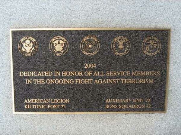 SOUTHINGTON WAR MEMORIAL PLAQUE E