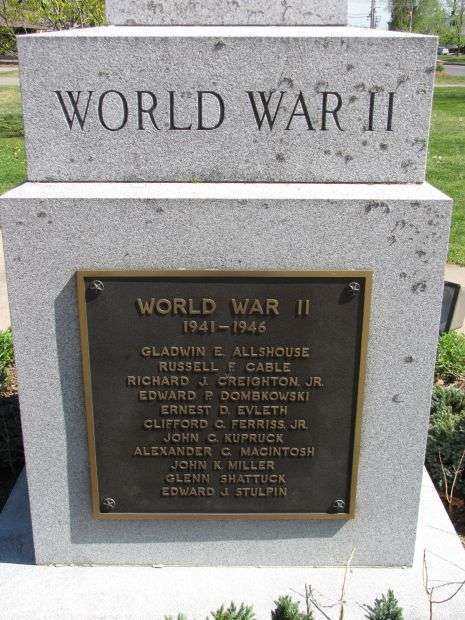 GRANBY VETERAN’S MEMORIAL WORLD WAR II PLAQUE