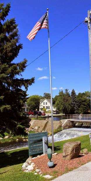 PLYMOUTH VIETNAM WAR MEMORIAL FLAGPOLE