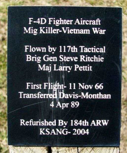 F-4D FIGHTER AIRCRAFT MEMORIAL PLAQUE