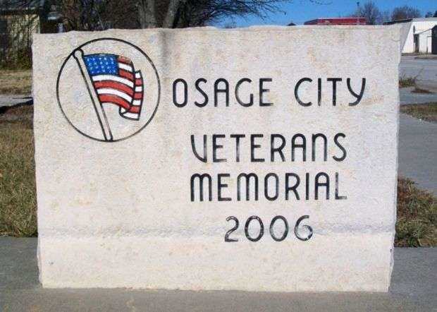 OSAGE CITY VETERANS MEMORIAL ENTRANCE STONE